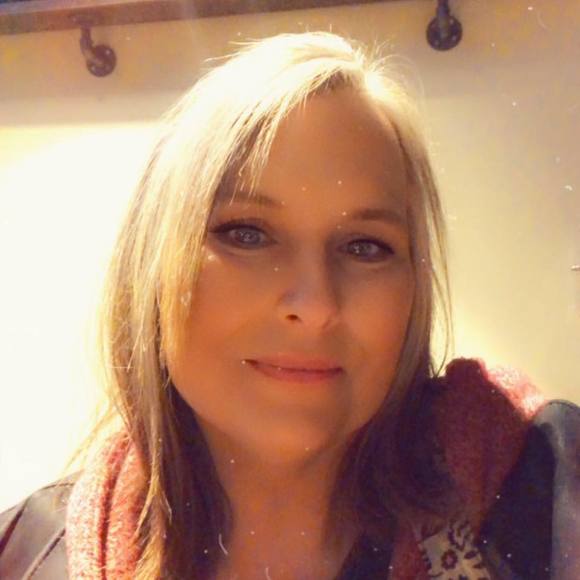 Poshmark profile picture for @photocopy